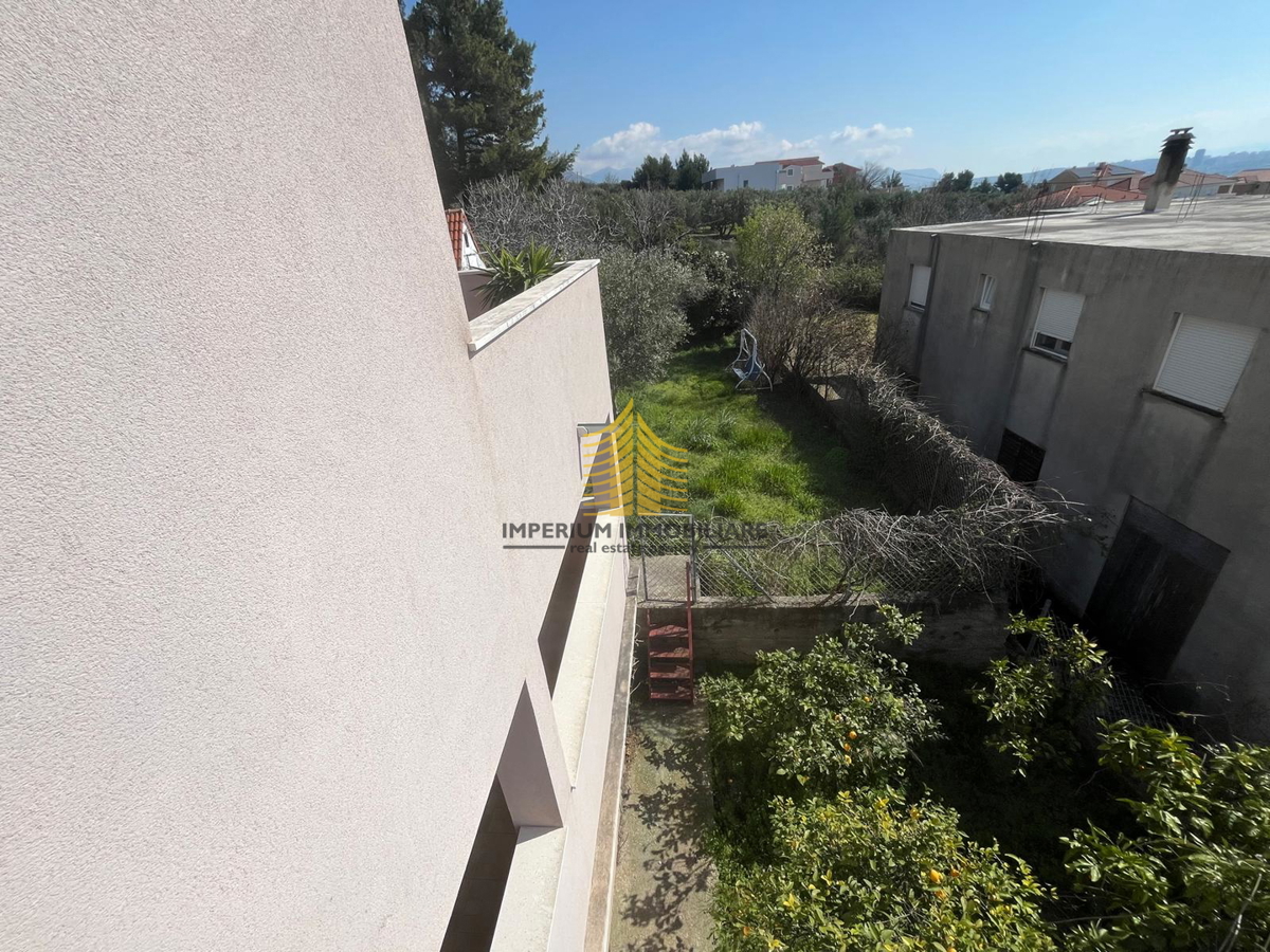 Casa, Vendita, Kaštel Sućurac, 310m2, Indipendente