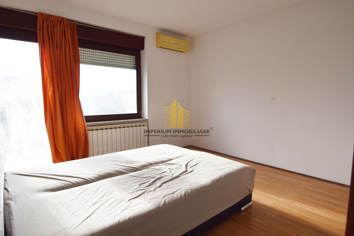 Casa, Vendita, Samobor, Samoborski Otok, 200m2, Indipendente