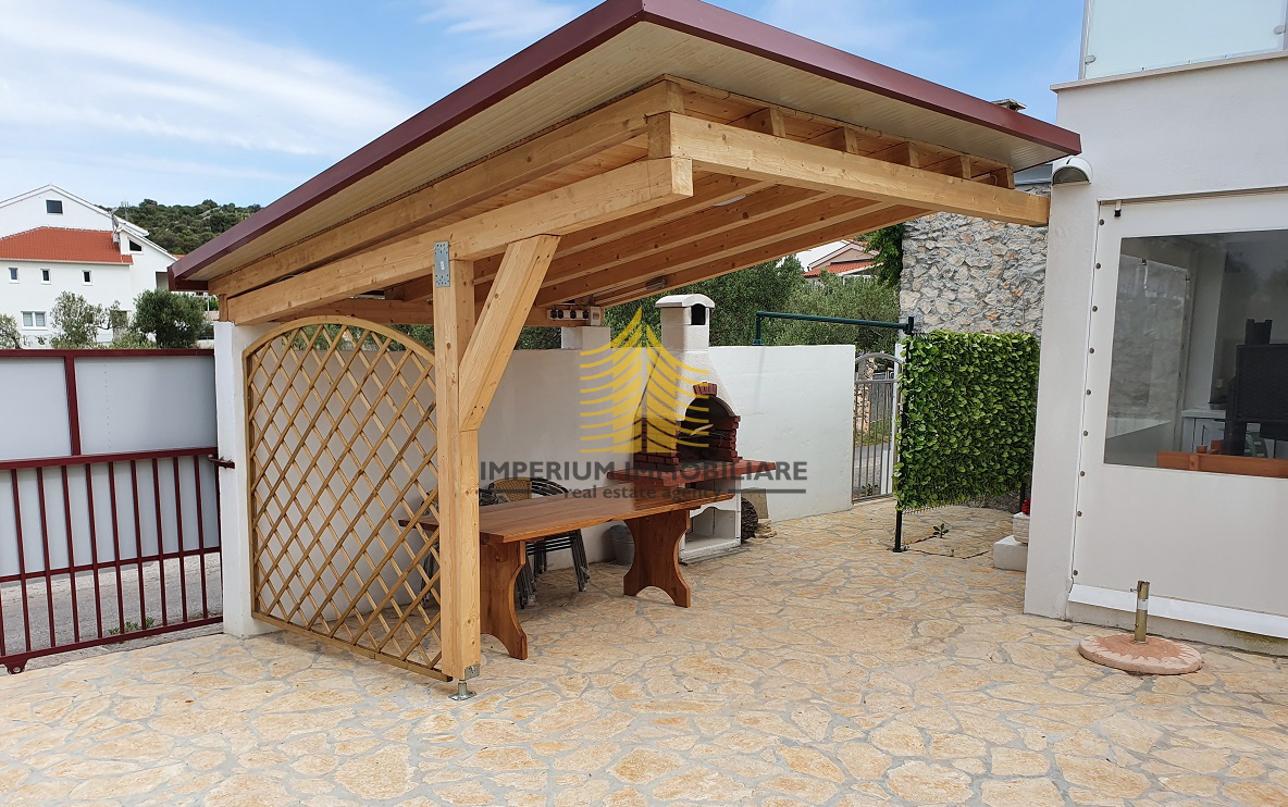 Casa, Vendita, Rogoznica, 200m2, Indipendente