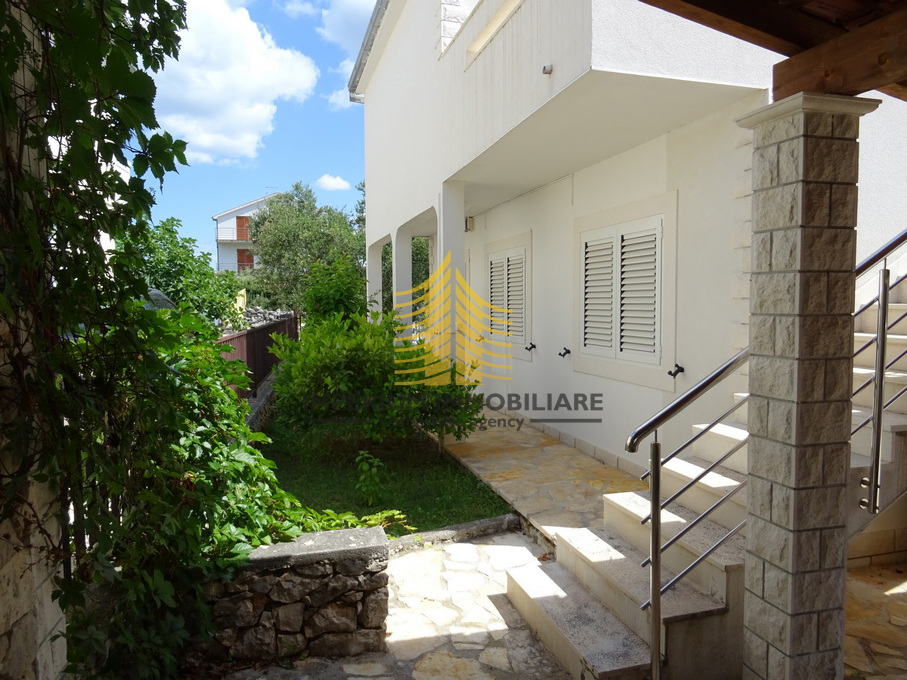 Casa, Vendita, Rogoznica, 200m2, Indipendente