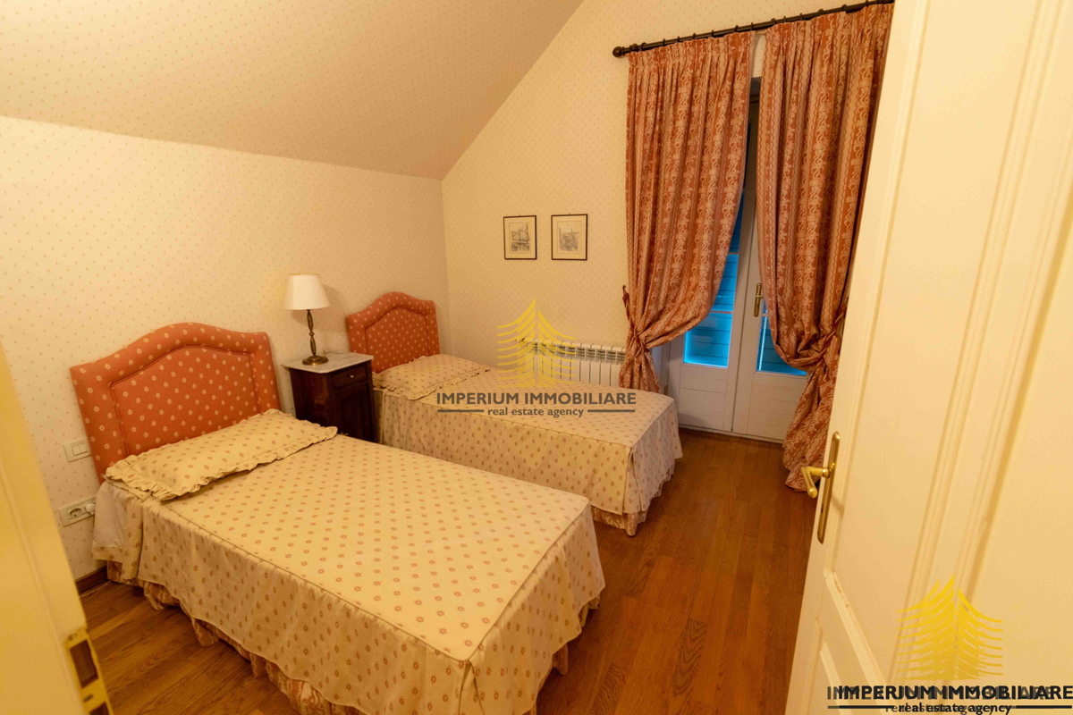 Casa, Vendita, Jastrebarsko, Plešivica, 531m2, Indipendente