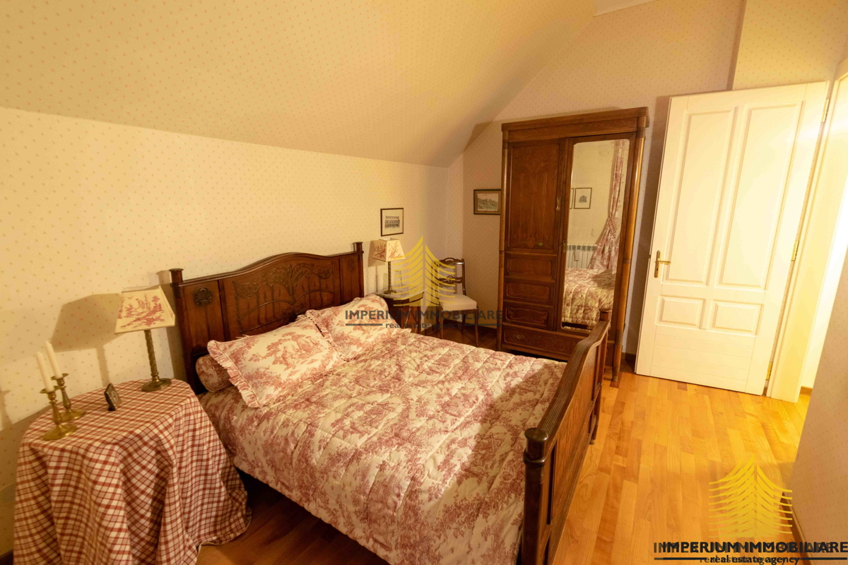 Casa, Vendita, Jastrebarsko, Plešivica, 531m2, Indipendente