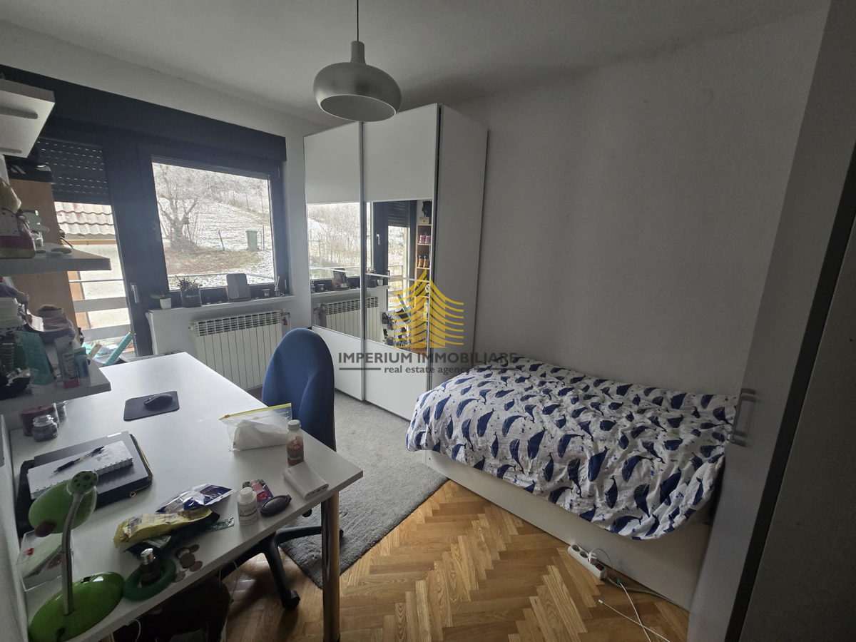 Casa, Vendita, Sesvete, Prekvršje, 200m2, Doppia