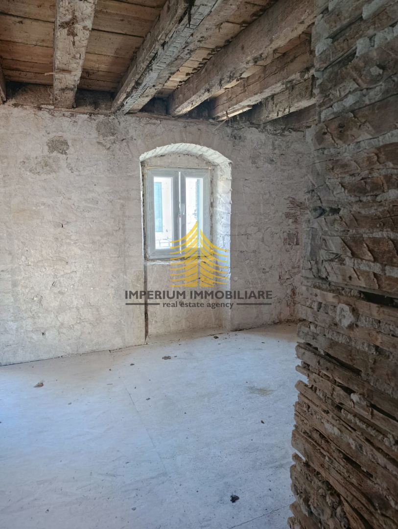 Appartamento, Vendita, Sinj, 40m2, monolocale e mezzo (1S+DB)