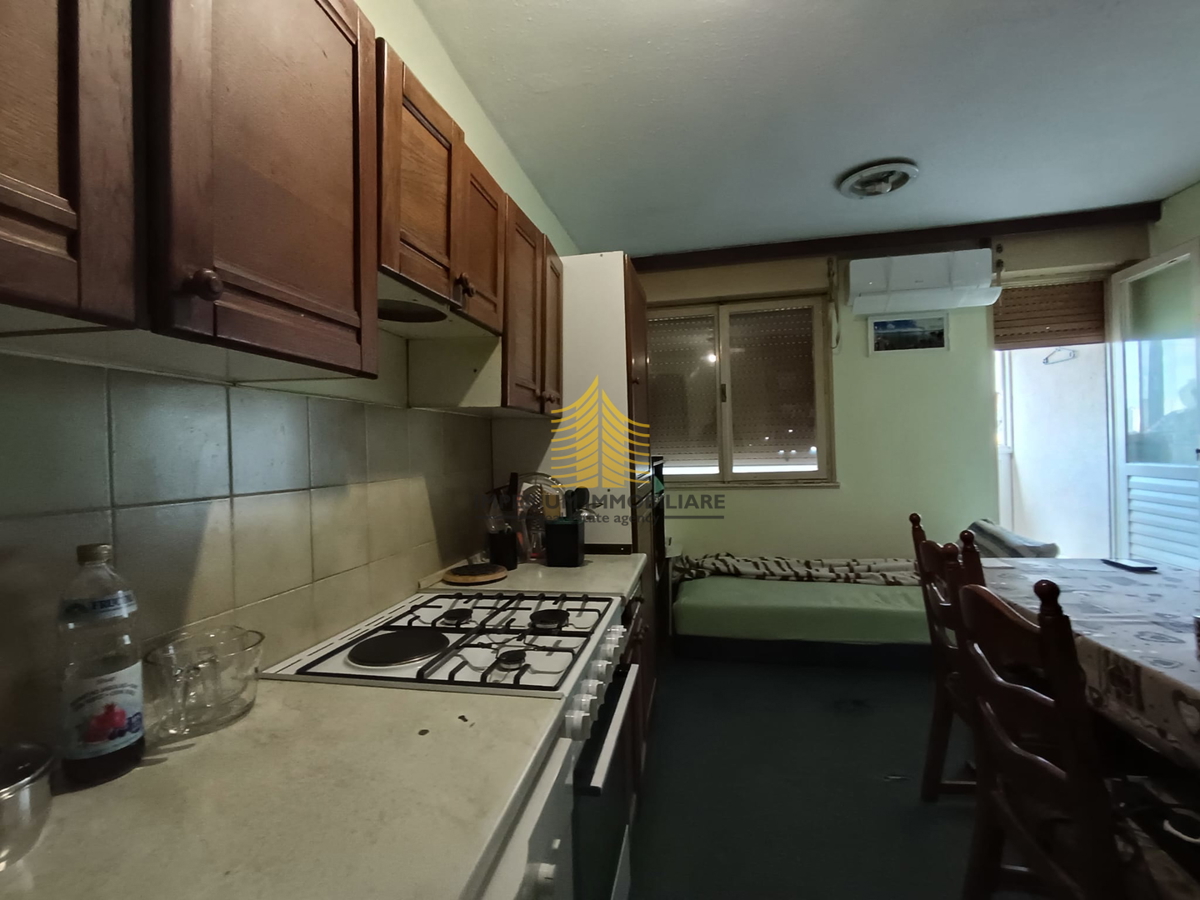 Appartamento, Vendita, Spalato, Collina, 70m2, 3,5 località (3 camere + soggiorno doppio)