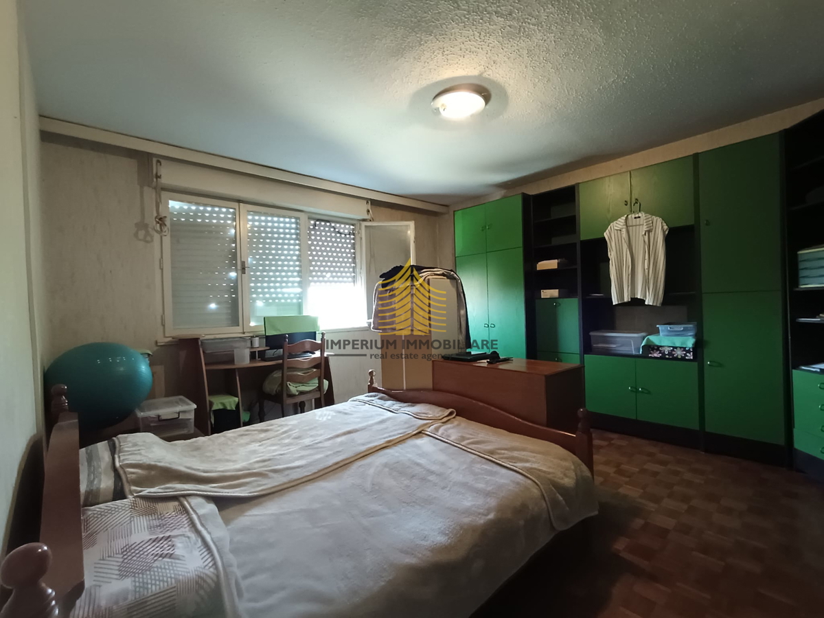 Appartamento, Vendita, Spalato, Collina, 70m2, 3,5 località (3 camere + soggiorno doppio)