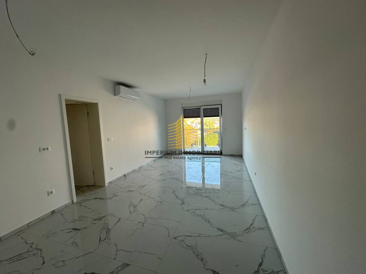 Appartamento, Vendita, Okrug, Okrug Gornji, 69,59 m2, 2,5 locali (2 camere + soggiorno doppio)