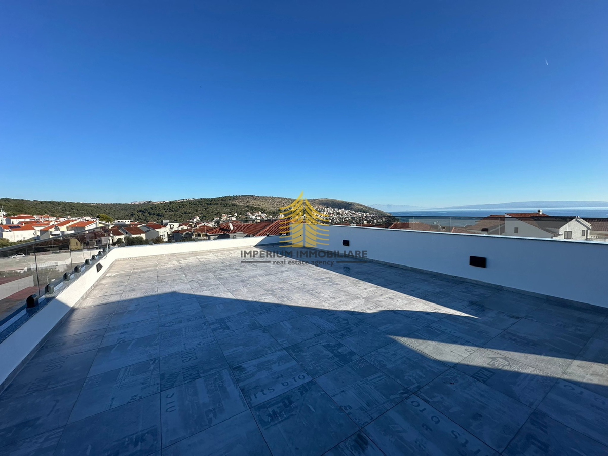 Appartamento, Vendita, Okrug, Okrug Gornji, 69,59 m2, 2,5 locali (2 camere + soggiorno doppio)