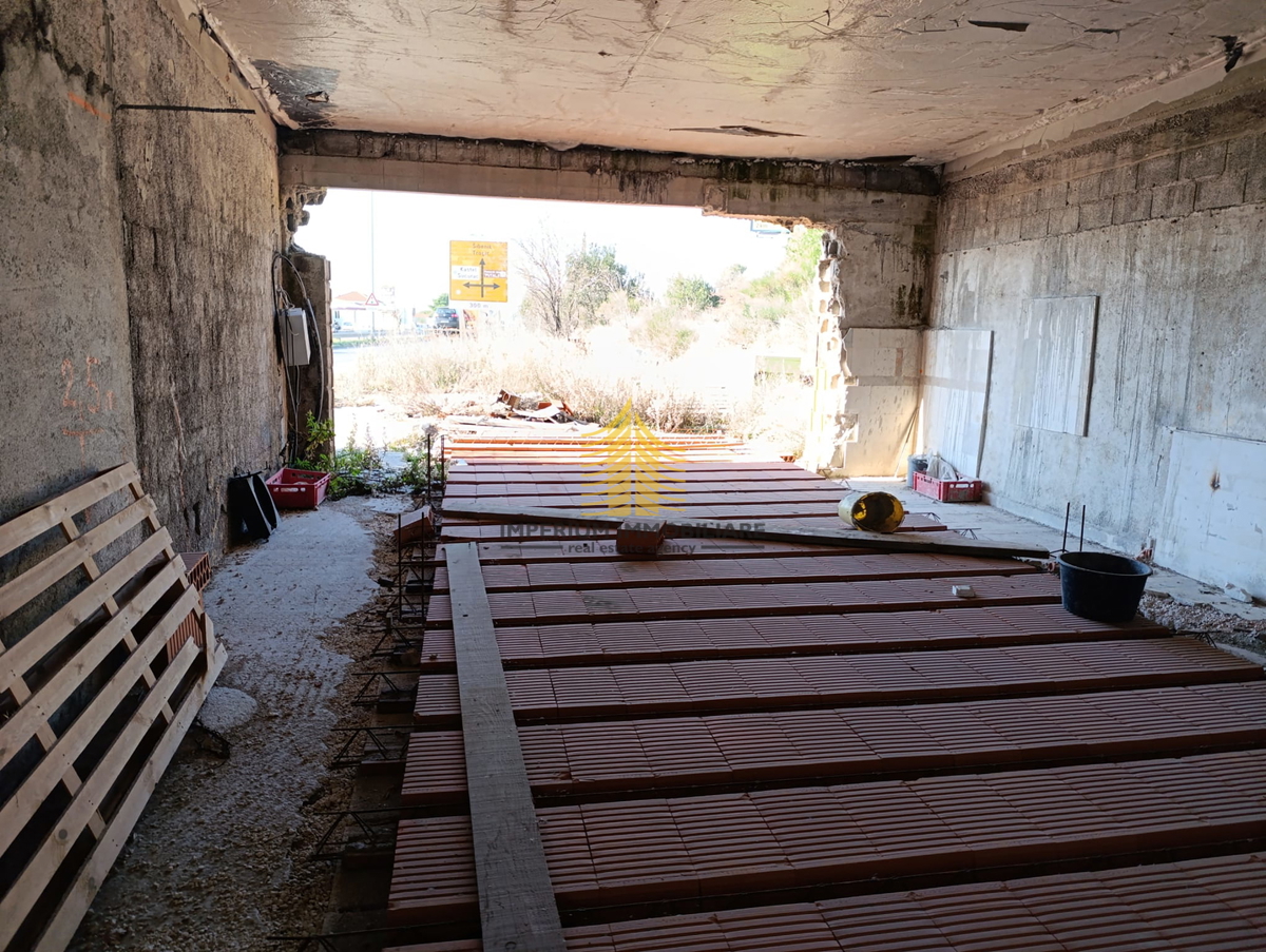 Locale commerciale, Vendita, Kaštel Sućurac, 100m2, Magazzino