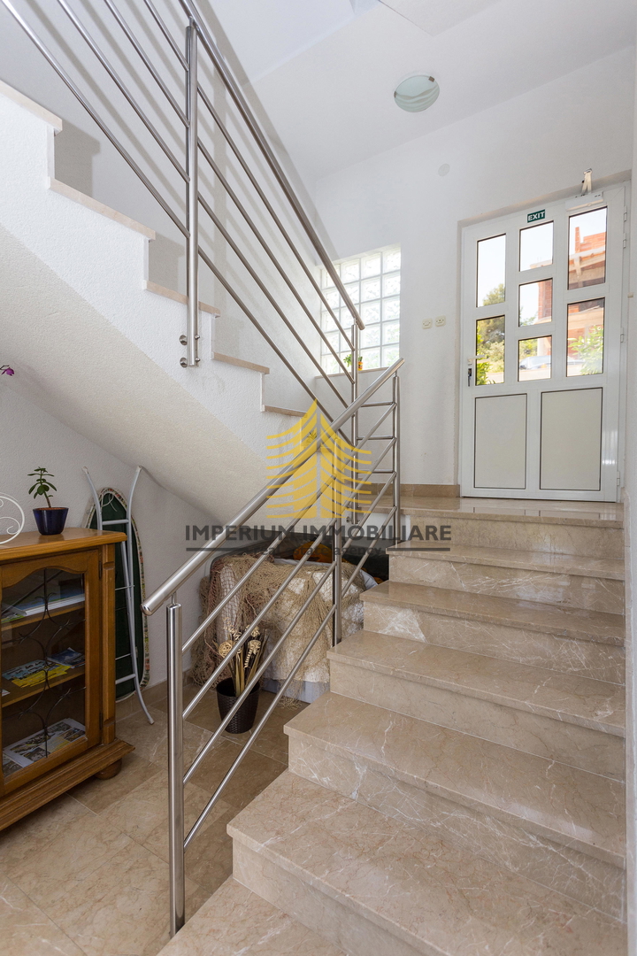 Casa, Vendita, Arbanija, 420m2, Indipendente