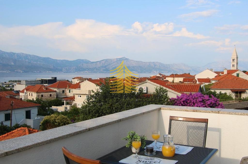 Spazio commerciale, Vendita, Supetar, 640m2, Hotel