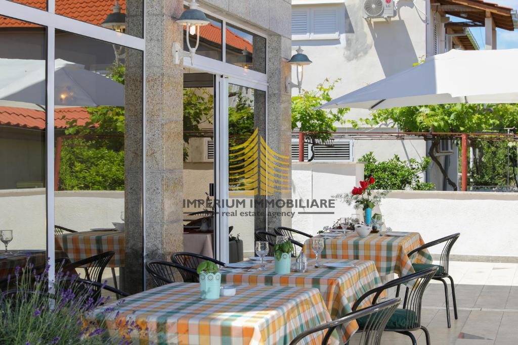 Spazio commerciale, Vendita, Supetar, 640m2, Hotel