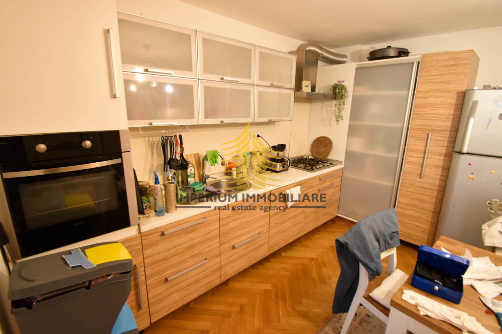Casa, Vendita, Zagabria, Stenjevec, 400m2, Doppia