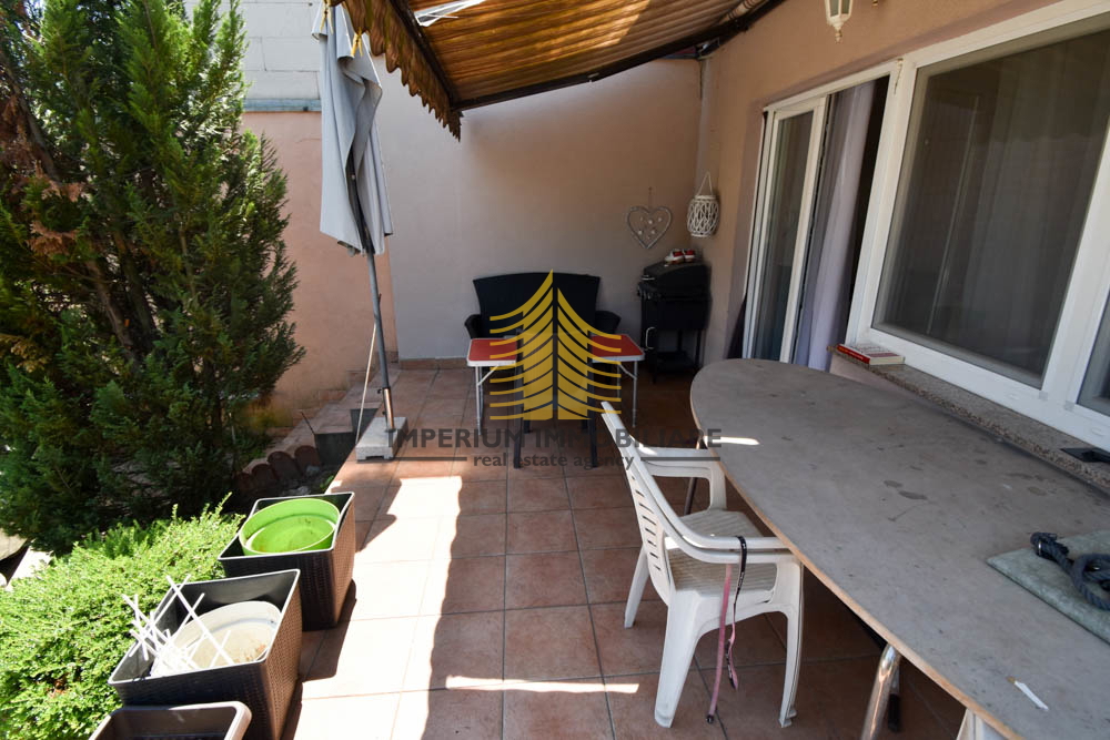 Casa, Vendita, Zagabria, Stenjevec, 400m2, Doppia