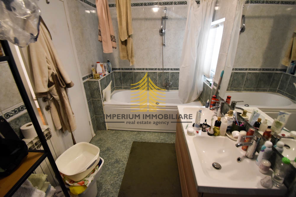 Casa, Vendita, Zagabria, Stenjevec, 400m2, Doppia
