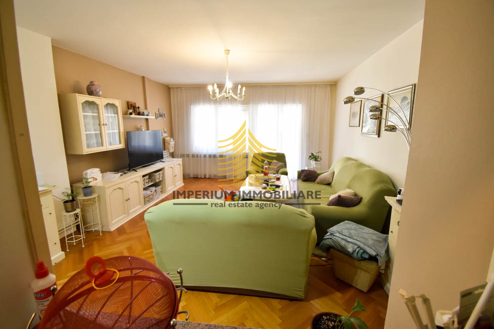 Casa, Vendita, Zagabria, Stenjevec, 400m2, Doppia
