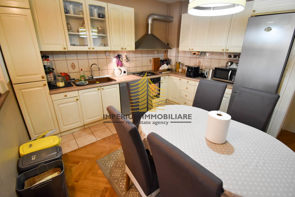 Casa, Vendita, Zagabria, Stenjevec, 400m2, Doppia