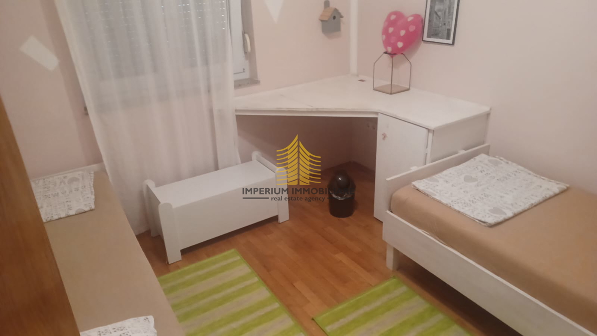 Appartamento, Vendita, Šibenik-dintorni, Brodarica, 90m2, 2,5 locali (2 camere + soggiorno doppio)