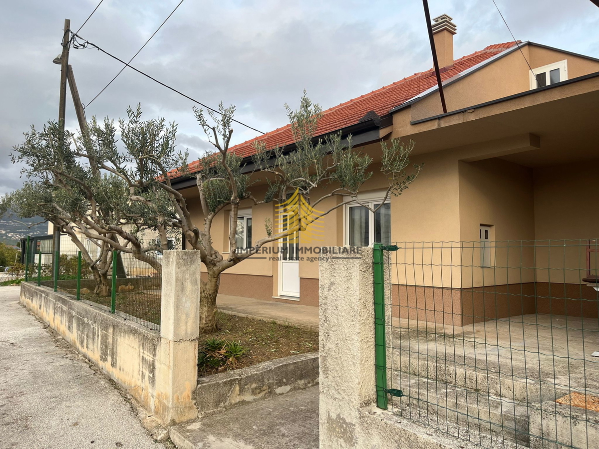 Casa, Vendita, Spalato, Mejaši, 192m2, Indipendente