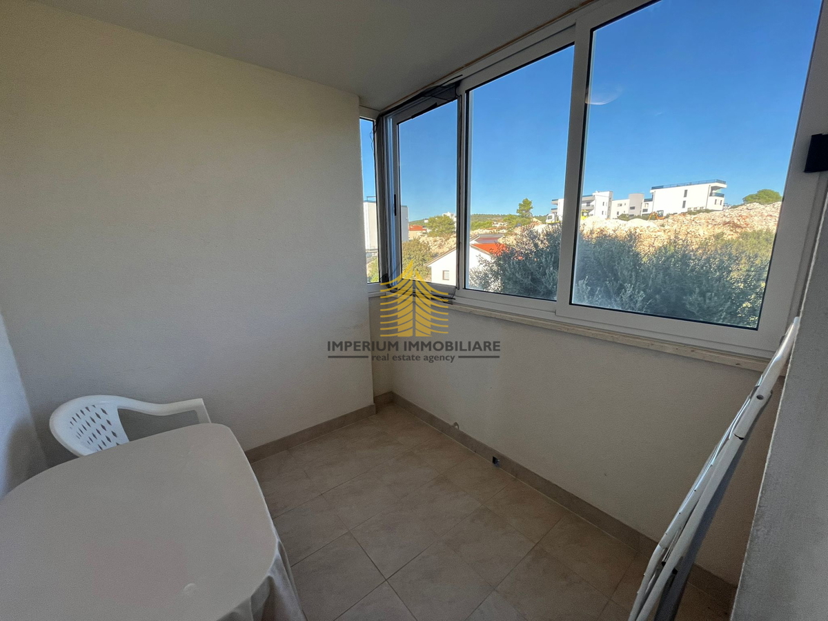 Appartamento, Vendita, Distretto, Okrug Gornji, 45m2, bilocale di 1,5 vani (1S+DB)