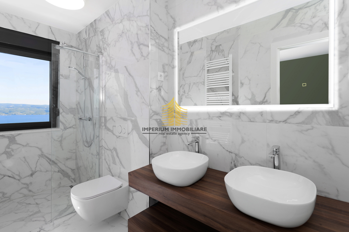 Casa, Vendita, Dugi Rat, Jesenice, 213m2, Indipendente