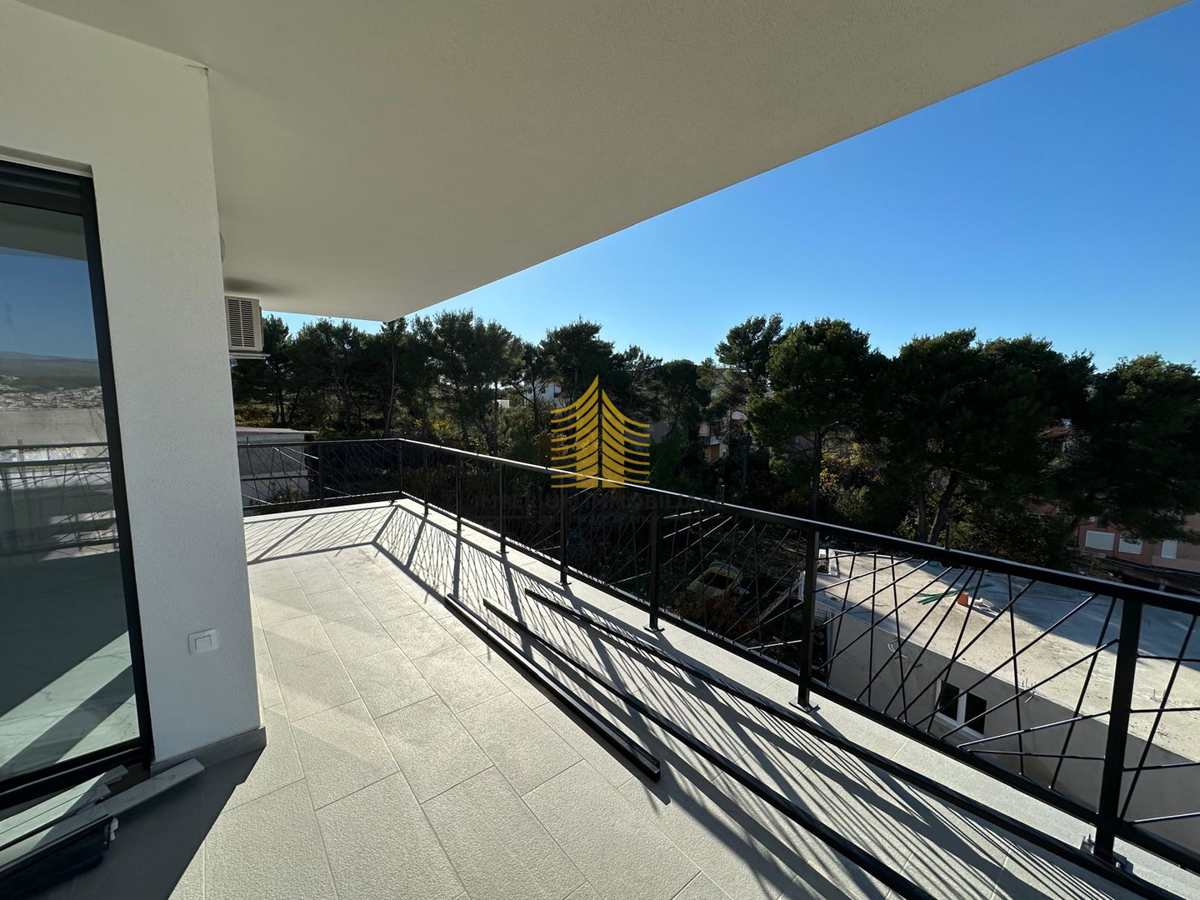 Appartamento, Vendita, Okrug, Okrug Gornji, 110m2, 4,5 locali (4S+DB)