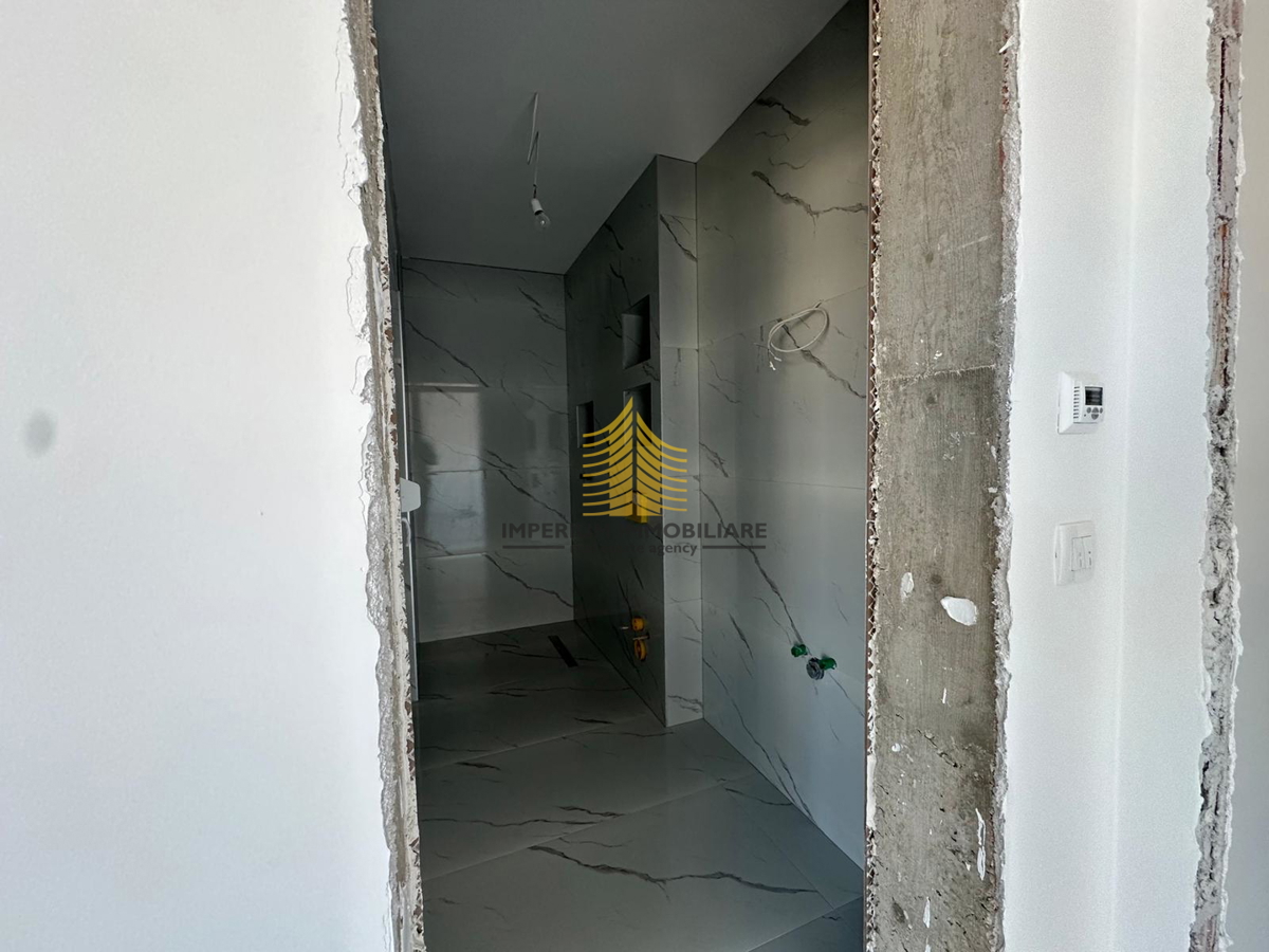 Appartamento, Vendita, Okrug, Okrug Gornji, 110m2, 4,5 locali (4S+DB)