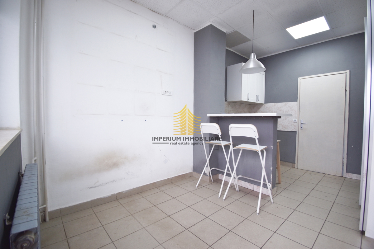 Locale commerciale, Vendita, Trešnjevka - Sjever, Rudeš, 17m2, Locale su strada