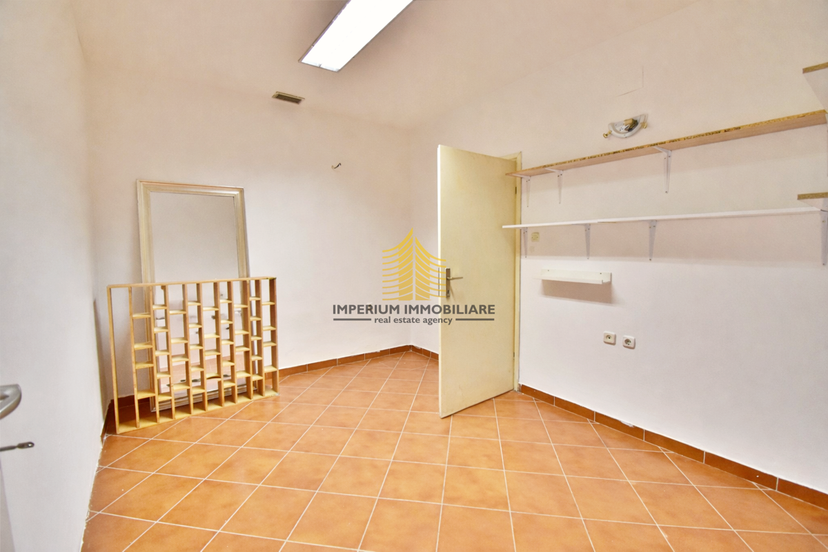 Locale commerciale, Vendita, Stenjevec, Špansko, 50m2, Spazio per servizi
