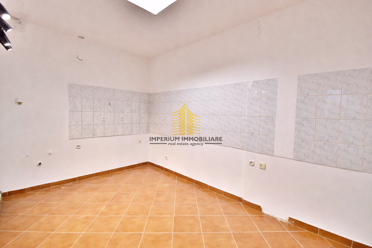 Locale commerciale, Vendita, Stenjevec, Špansko, 50m2, Spazio per servizi