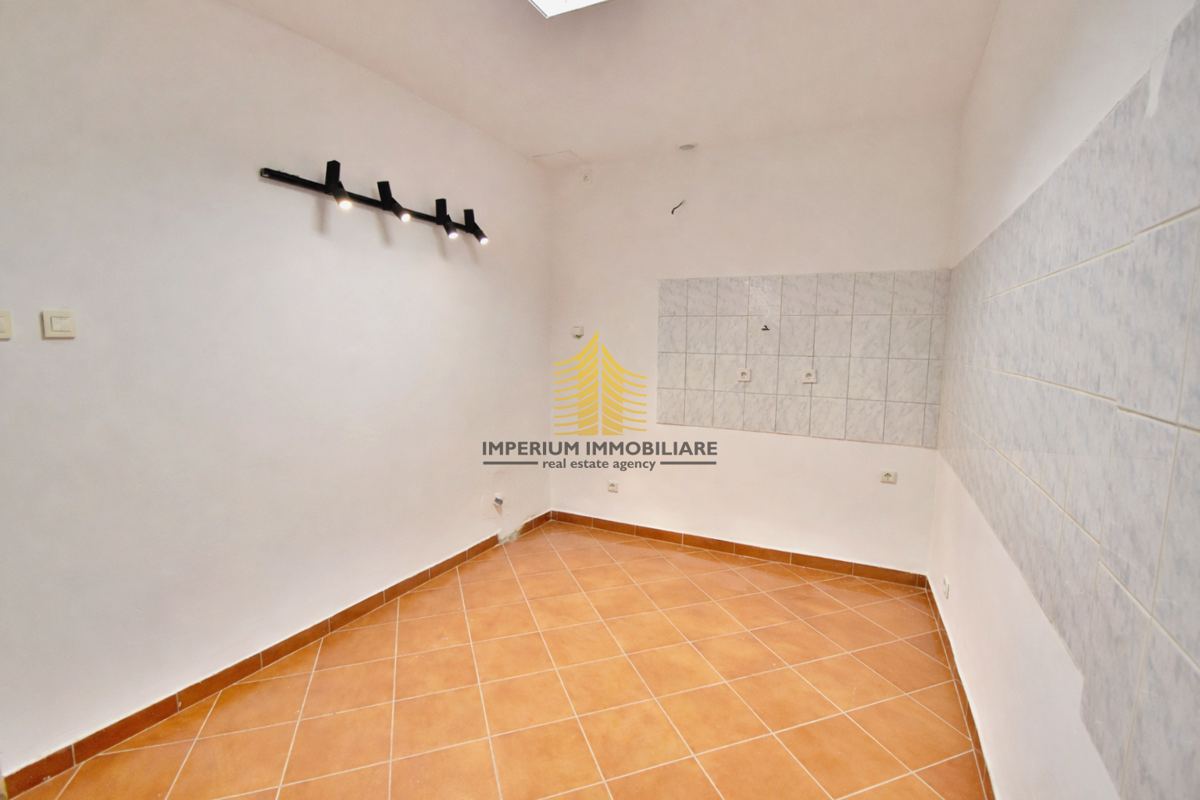 Locale commerciale, Vendita, Stenjevec, Špansko, 50m2, Spazio per servizi