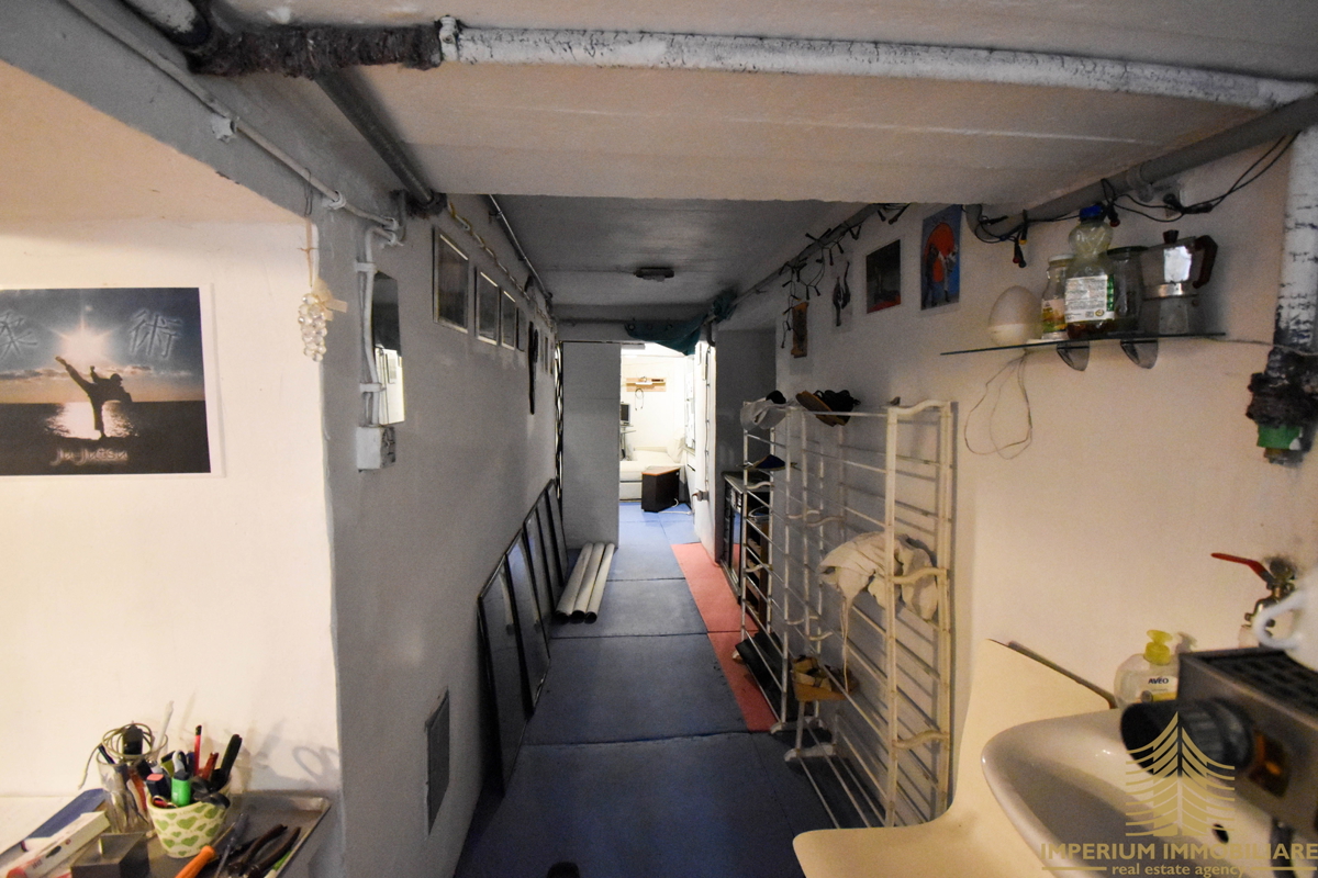 Spazio commerciale, Vendita, Donji Grad, Donji grad, 90m2, Spazio combinato