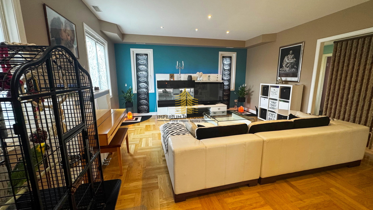 Casa, Vendita, Zaprešić, Centro, 200m2, Indipendente