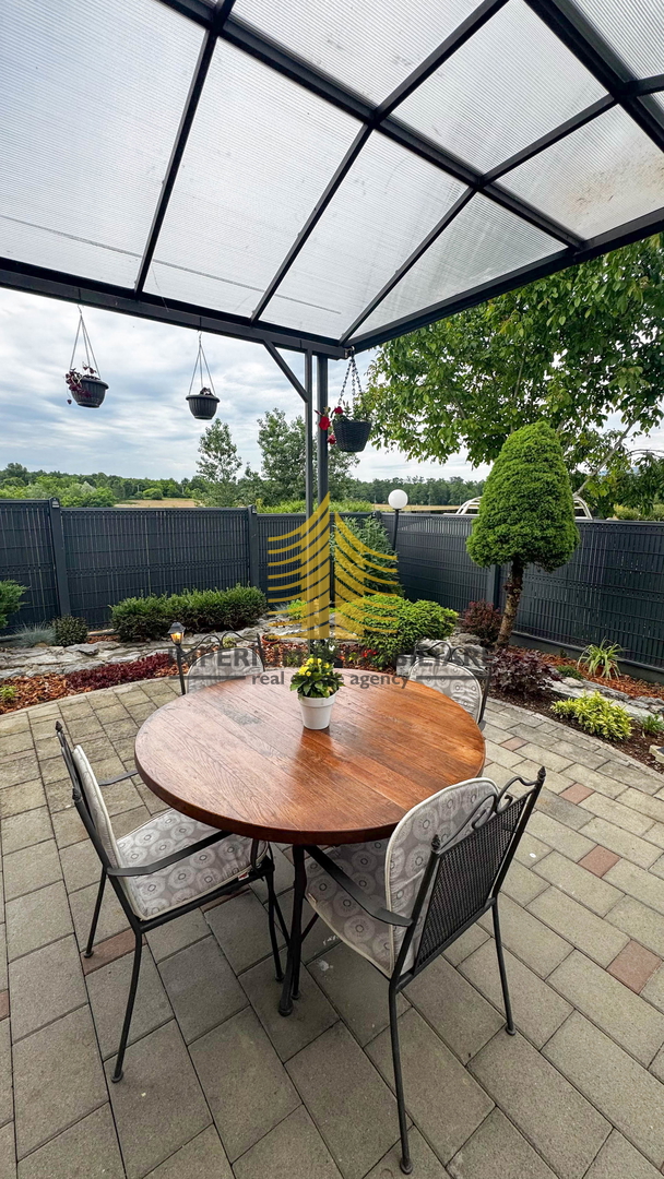 Casa, Vendita, Zaprešić, Centro, 200m2, Indipendente