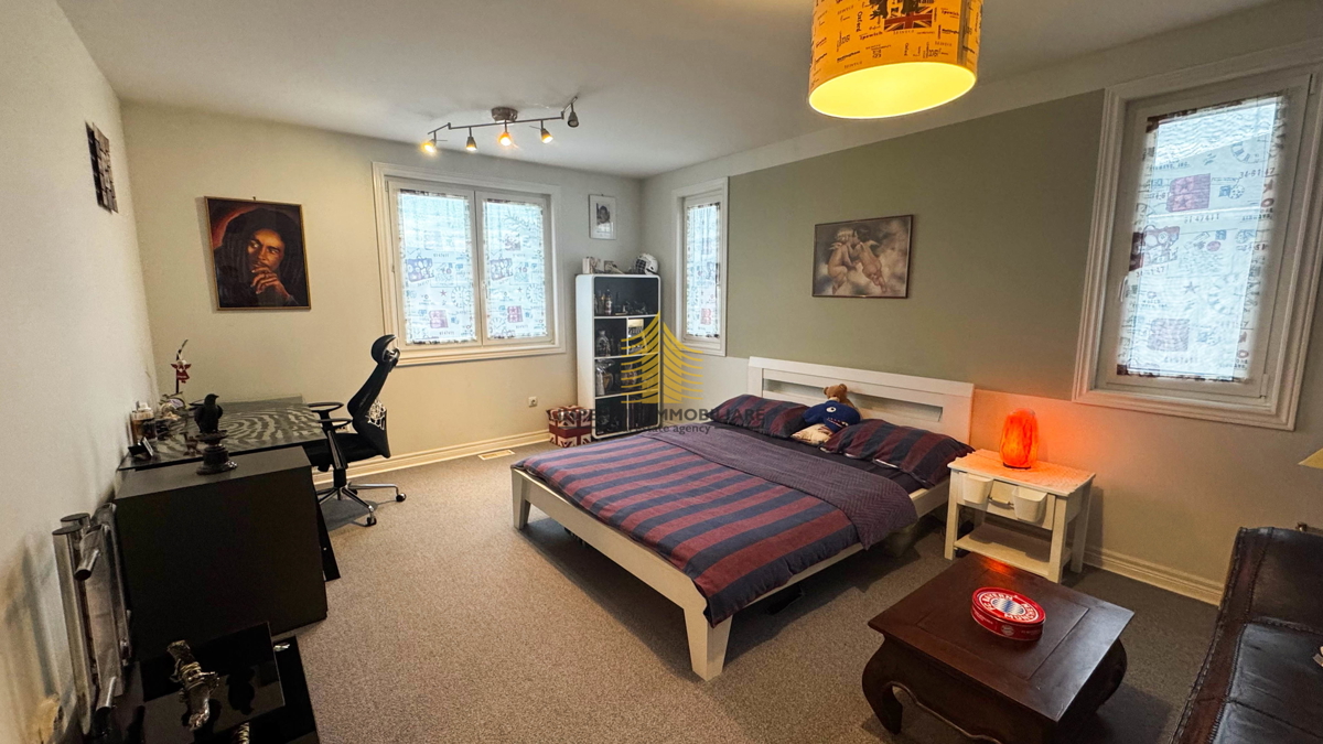 Casa, Vendita, Zaprešić, Centro, 200m2, Indipendente