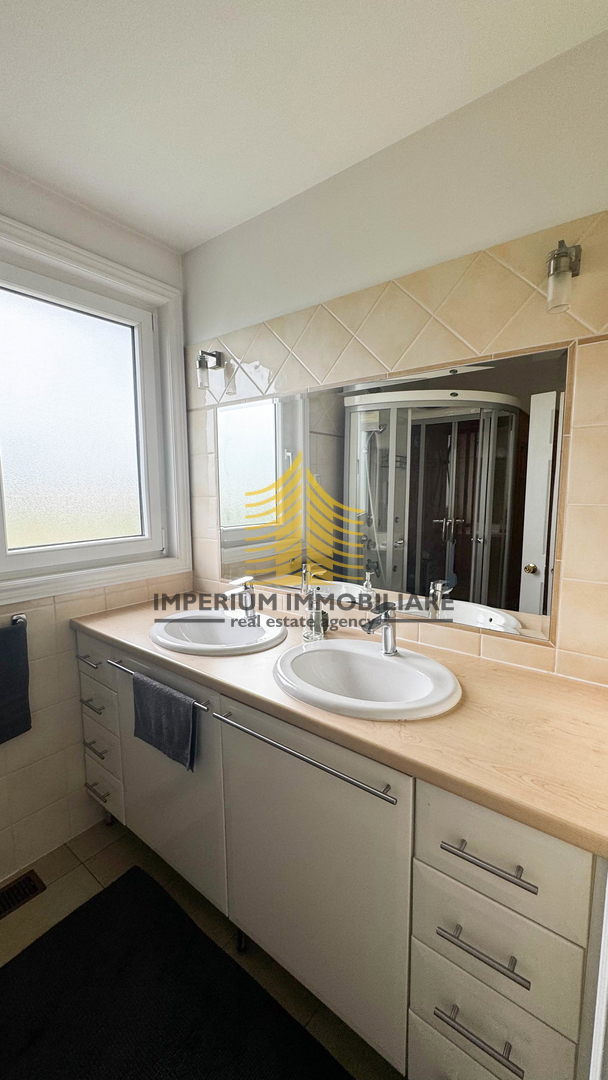 Casa, Vendita, Zaprešić, Centro, 200m2, Indipendente