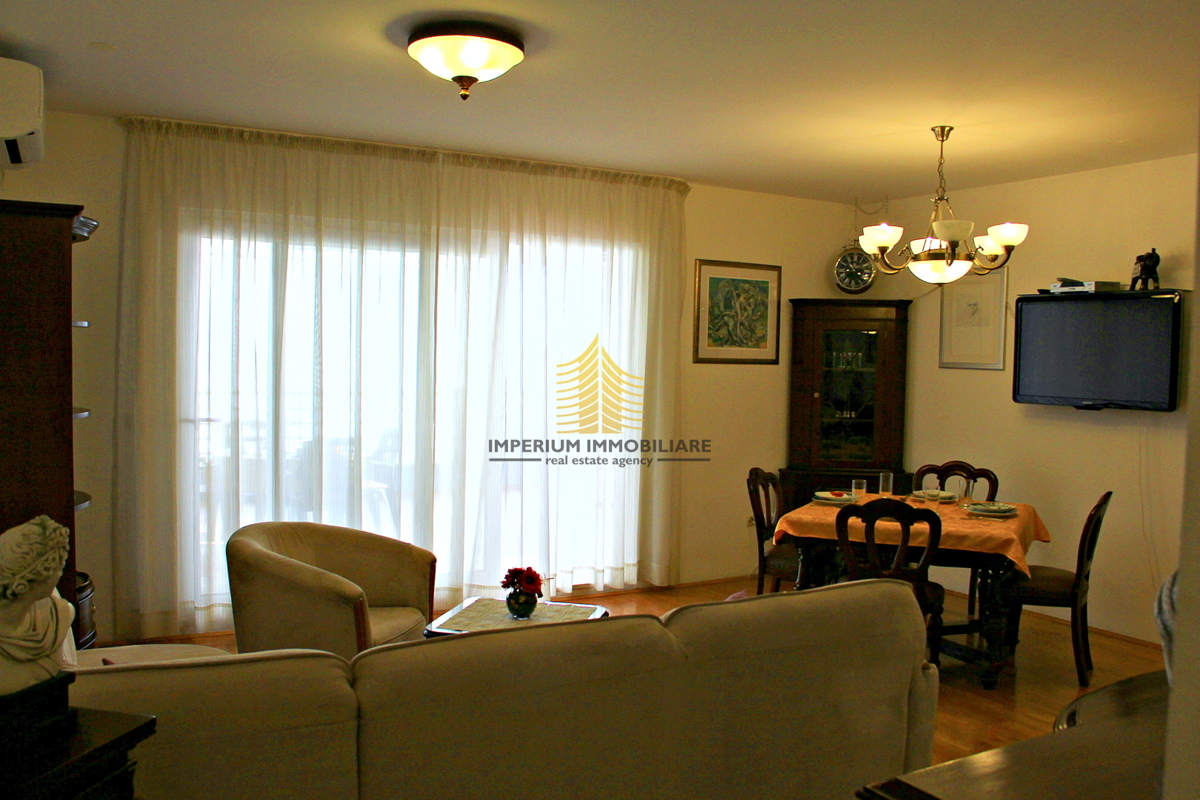 Appartamento, Vendita, Spalato, Žnjan, 105,62 m2, 2 locali