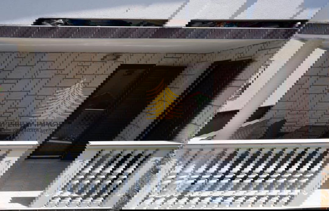 Casa, Vendita, Provincia di Šibenik, Bilice, 240m2, Casa bifamiliare