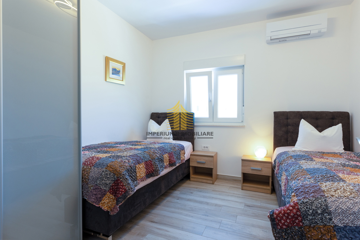 Casa, Vendita, Kaštel Lukšić, 113m2, Indipendente