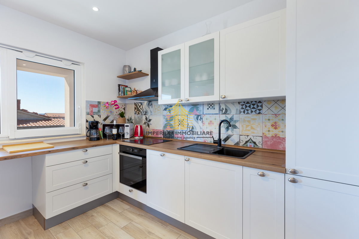 Casa, Vendita, Kaštel Lukšić, 113m2, Indipendente