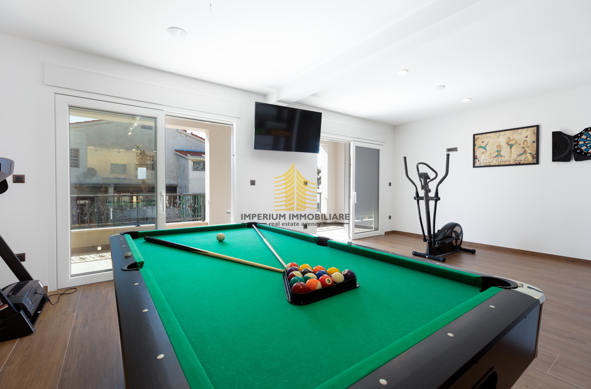 Casa, Vendita, Kaštel Lukšić, 113m2, Indipendente