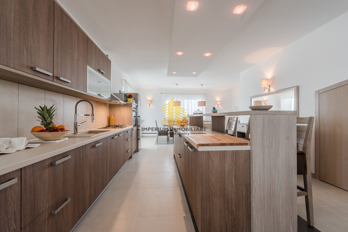 Casa, Vendita, Sukošan, Debeljak, 188m2, Villa