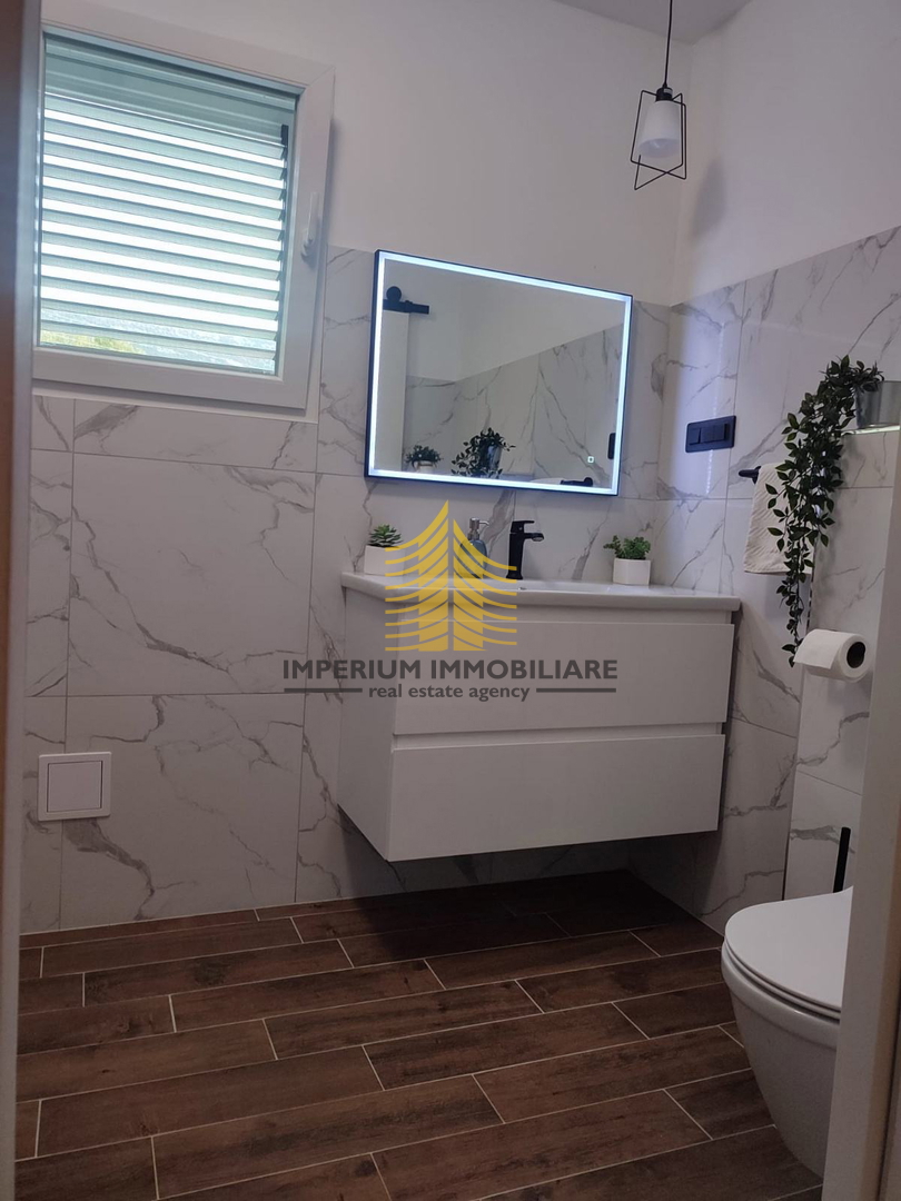 Casa, Vendita, Kaštel Novi, 146m2, Indipendente