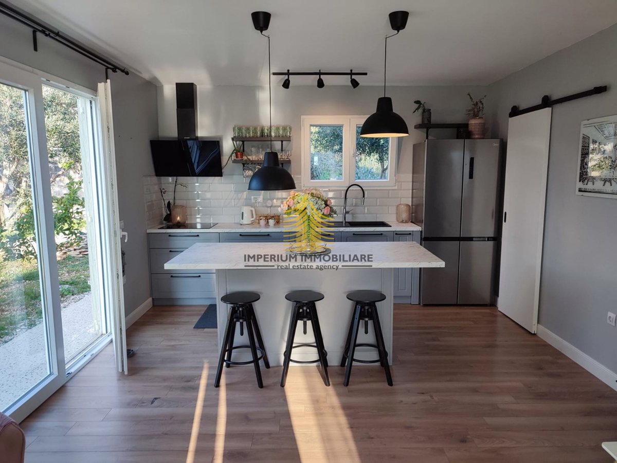 Casa, Vendita, Kaštel Novi, 146m2, Indipendente