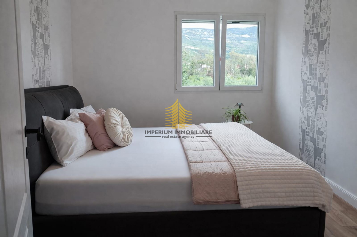 Casa, Vendita, Kaštel Novi, 146m2, Indipendente