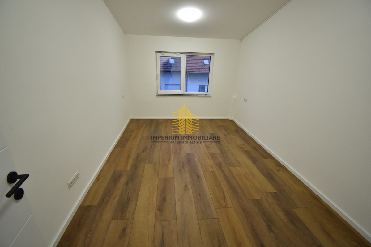 Casa, Vendita, Gornja Dubrava, Trnovčica, 272m2, Edificio residenziale plurifamiliare