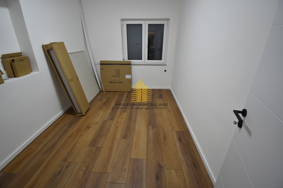 Casa, Vendita, Gornja Dubrava, Trnovčica, 272m2, Edificio residenziale plurifamiliare