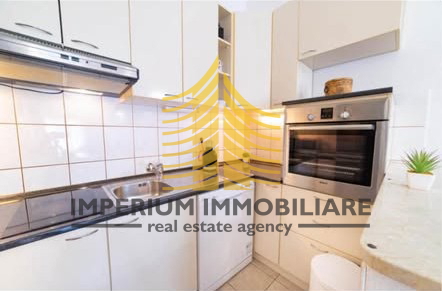 Appartamento, Vendita, Kaštel Štafilić, 70,83 m², 3,5 locali (3 camere + soggiorno)