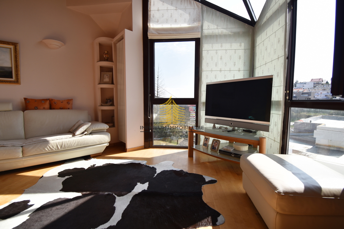 Casa, Vendita, Podsljeme, Gračani, 335m2, Indipendente