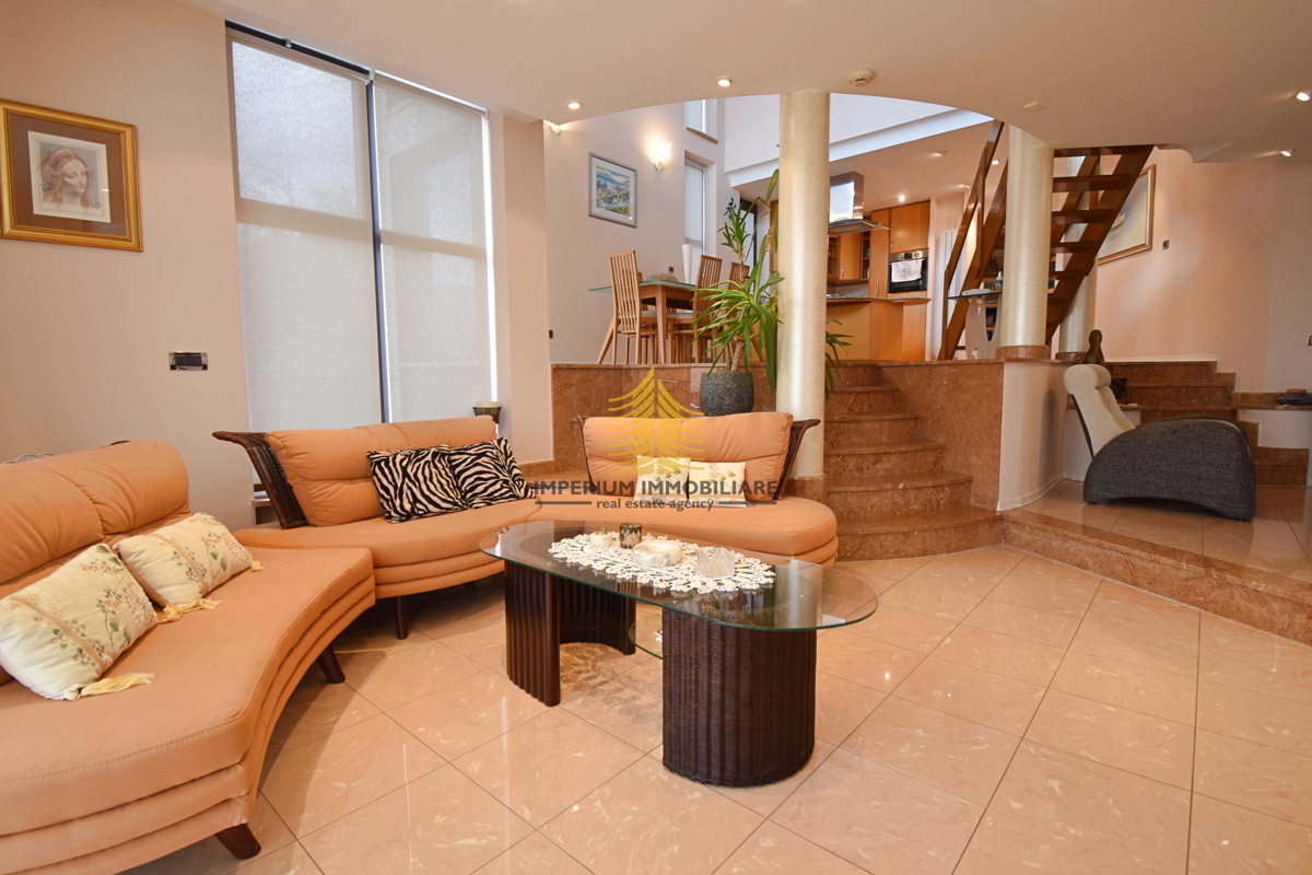 Casa, Vendita, Podsljeme, Gračani, 335m2, Indipendente